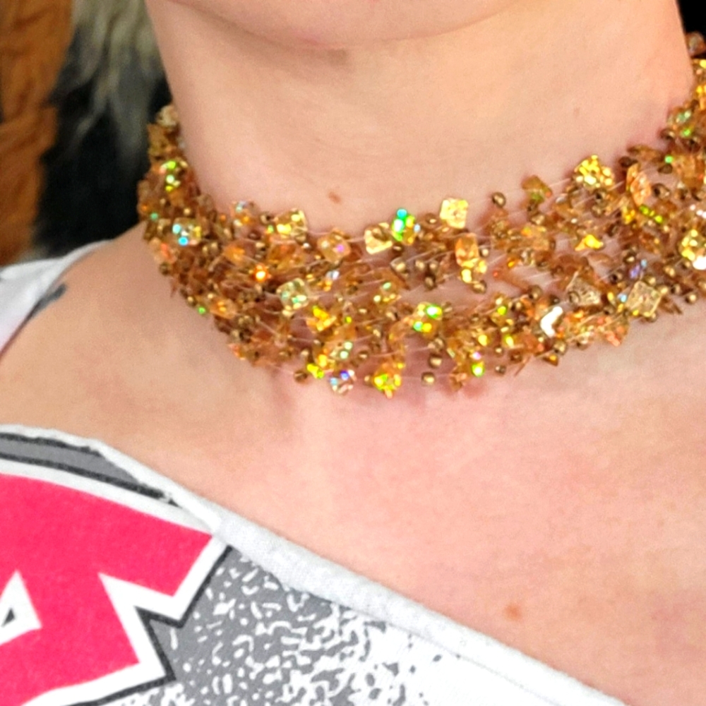 Choker necklace